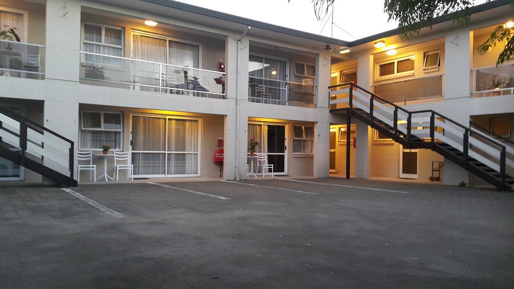 Six On Union Motel Rotorua Extérieur photo