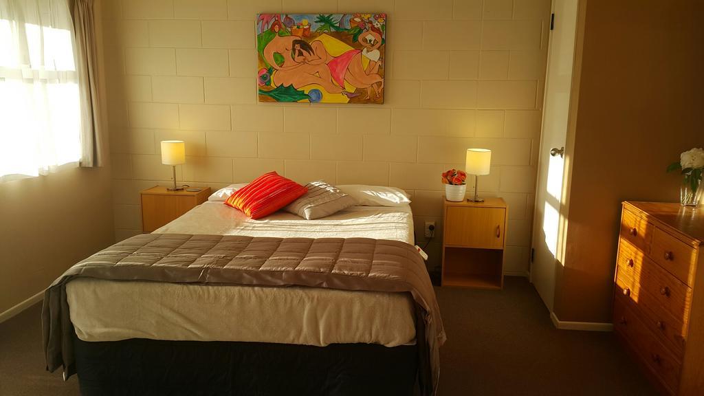 Six On Union Motel Rotorua Extérieur photo