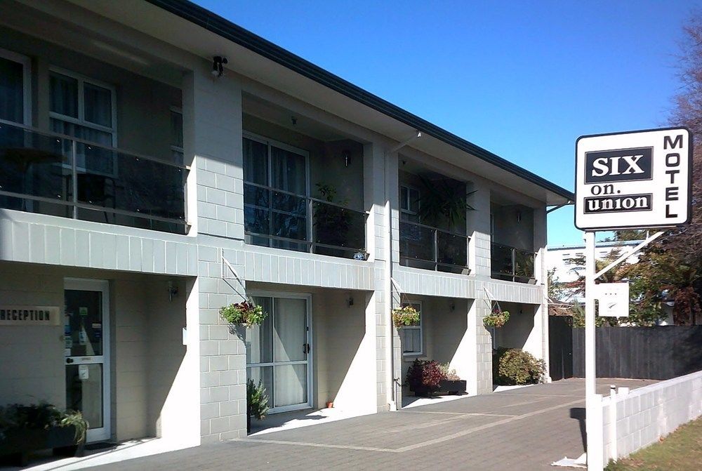 Six On Union Motel Rotorua Extérieur photo