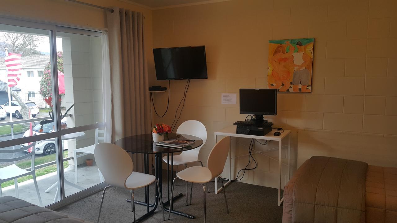 Six On Union Motel Rotorua Extérieur photo