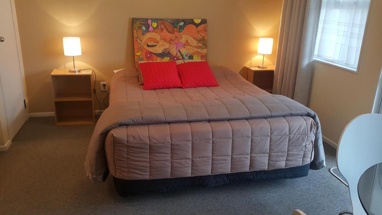 Six On Union Motel Rotorua Extérieur photo