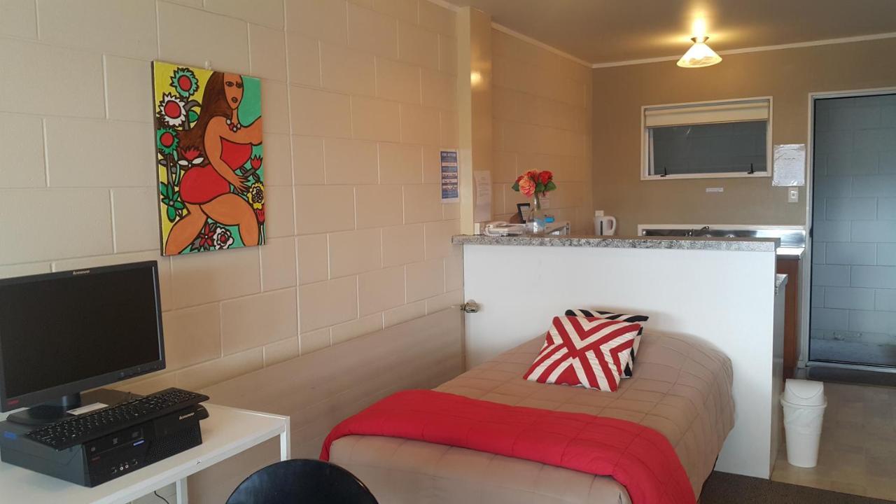 Six On Union Motel Rotorua Extérieur photo
